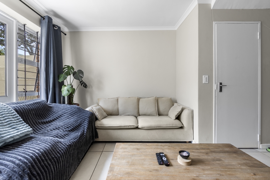 2 Bedroom Property for Sale in Heathfield Western Cape